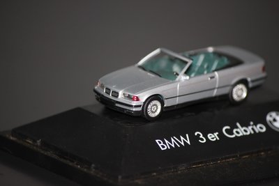 《老爹私房寶貝》德國原裝BMW 3系列敞蓬、硬頂房車寶馬汽車、模型車 二輛一起帶走