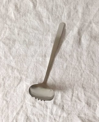 【Apple 艾波好物】槌目/鎚目 霧面 不鏽鋼 櫛付湯杓 湯杓 湯勺 21cm
