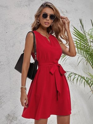 洋裝 紅色簡約素色缺口V領腰帶無袖削肩收腰腰帶束腰 歐美流行時尚女裝小禮服連身裙連衣裙有中大尺碼H3998