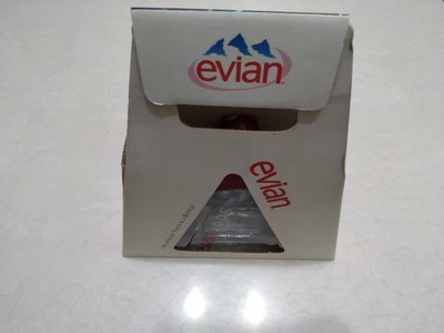 Evian 2005 山形紀念瓶