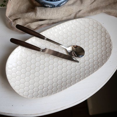 蜂窩陶瓷橢圓魚盤  大魚盤 盤子 米白色 搞怪創意 大菜盤 橢圓盤 盤子 餐盤 餐具【小雜貨】