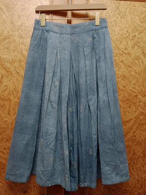 【唯美良品】 8HAPPY  水洗藍單寧布印花寬版八分褲裙~ W908-6777 F