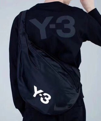 100％原廠 新款Y3暗黑系列斜挎包黑武士單肩包健身包男女同款水餃包