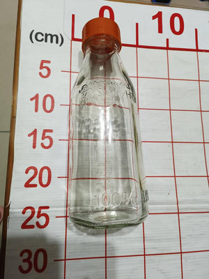 【銓芳家具】微熱山丘 sunny hills 鳳梨汁 玻璃瓶 750ml 玻璃罐 花瓶 蜂蜜瓶 醬菜瓶 醃漬瓶 水瓶 1130129