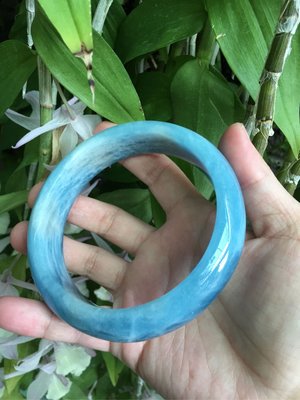 7A+天然海藍寶手環～小寬版～《海之星 第1款》，超級大手圍，大手圍23號+大手圍23.5號都可～內徑70mm寬20厚9mm～純㊣天然海水藍寶～｛熊寶貝珠寶｝～