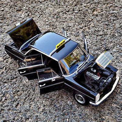 免運現貨汽車模型機車模型奔馳200 1968出租車模型1:18諾威爾Norev奔馳 200 TAXI合金汽車模賓士