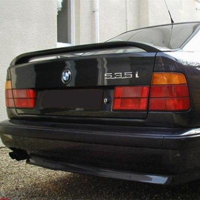 熱銷 汽車配件 適用于碳纖維寶馬1989-1995年E34 5系 525i 540i 530i M5改裝尾翼