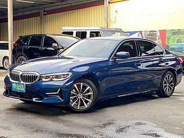 BMW 3-Series Sedan 318i Luxury