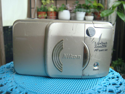 二手品＼早期相機  Nikon   70W       28-70mm   JAPAN      零件機