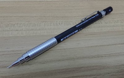 《新品，品項不佳》Pentel Graph 600 PG605 自動鉛筆（黑）