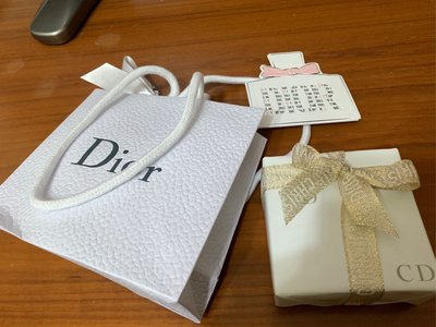 2020限量 迪奧 Dior 超完美柔霧光氣墊粉餅 經典緹花版 （1盒1蕊）現貨1N