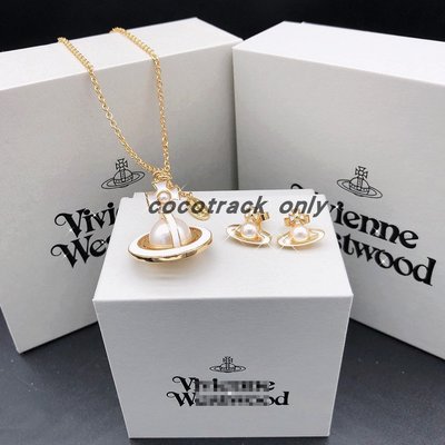 現貨熱銷-Vivienne Westwood 歐美鍍金珍珠立體土星吊墜毛衣鏈 森系白烤漆項鏈