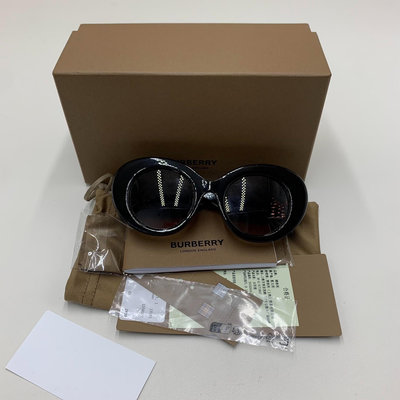 博柏利墨鏡 全新 N級 Burberry/博柏利/巴寶莉 配飾-墨鏡/眼鏡/墨鏡 眼鏡 現代  琥珀色 pvc 包裝盒、說明書