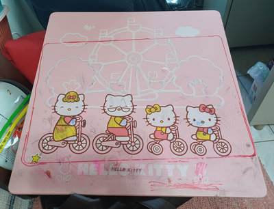 ╭✿㊣ 二手 Hello Kitty 凱蒂貓 粉嫩少女心 可折疊收納小餐桌/小方桌/四方桌【45 x 45 x 29 公分】特價 $149 ㊣✿╮