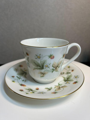 二手 英國皇家道爾頓Royal doulton 野草莓系列草莓奶油 餐具 擺件 文玩【國玉之鄉】265