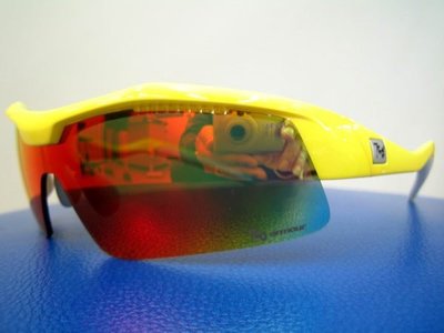 吉新益眼鏡公司720 armour 運動太陽眼鏡 B318-9 可配度數兩用