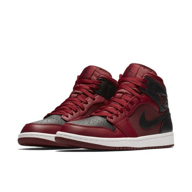 air jordan 1 mid reverse banned