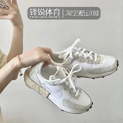 Nike/ Fontanka Waffle 女子復古華夫運動休閑鞋 DC3579-100
