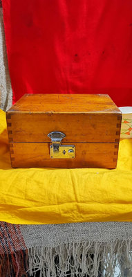 【二手】木箱子，解放前后帶鎖小木箱，全品，尺寸如圖。36516【銅都古董】古董 老貨 擺件