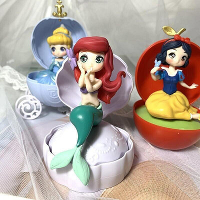 現貨：白雪公主灰姑娘美人魚扭扭蛋球拼裝公仔擺件女孩版驚喜球趣味玩具