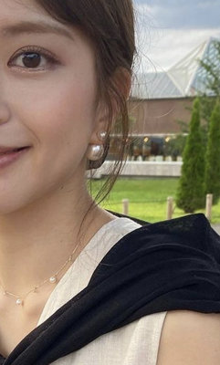 Dior明星御用經典款大小真珠耳環金屬耳針款原價15000元