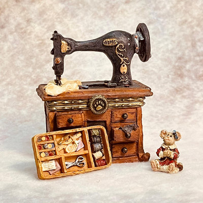 boyds 老鼠鉆洞 寶箱稀有款 縫紉機 古董擺件現貨特價包