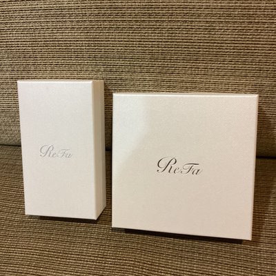 （花鹿米普洱茶）搬家分享ReFa日本智能沙龍級吹風機/按摩棒白色名牌空盒配件如圖白色小盒兩個一標