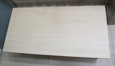 (5成新) IKEA 桌子 書桌 兒童桌 兒童餐桌 (高40公分  長120公分 寬60公分) (請自取)