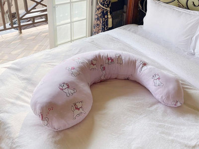Hugsie 迪士尼系列涼感孕婦枕