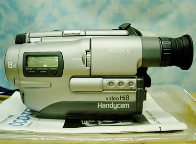 【小劉二手家電】 SONY V8/video HI 8  攝影機 CCD-TR8型,另附改製變壓器 -24