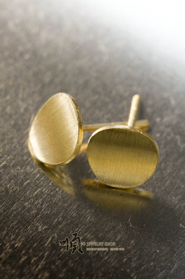 順順飾品--純金耳環--極簡砂面圓弧圈圈耳環┃金重0.55錢