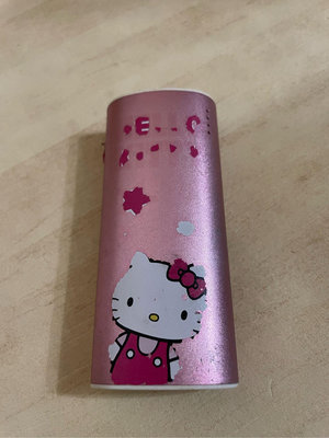 Hello kitty 行動電源 mobile power pack