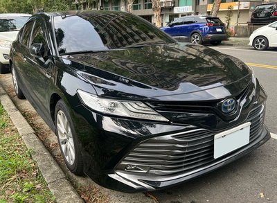 2019 Toyota camry hybrid 舒適房車 阿育嚴選