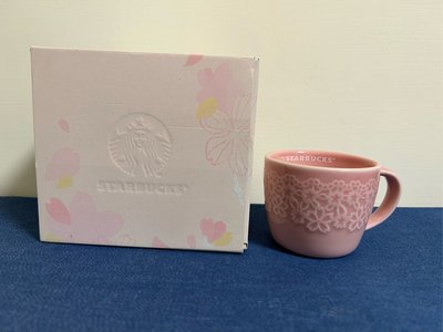 日本🇯🇵星巴克2018年櫻花🌸馬克杯-杯身櫻花🌸立體造型（附原裝盒子）