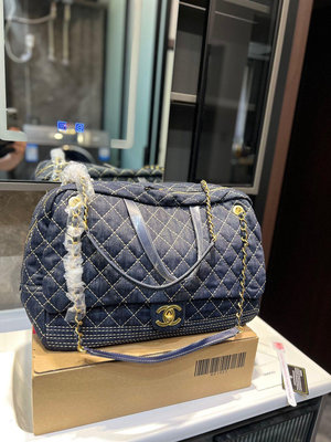 【二手包包】Chanel 香奈兒丹寧旅行包機場包上街超炸 真的太時髦了 95年的雜志款 容量很充足 高級刺繡NO219361