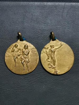 意大利鍍金銀掛章一對，2.5cm，2枚重近15克