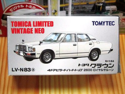 TOMYTEC LV-N83a Toyota CROWN 4DOOR HT (白)