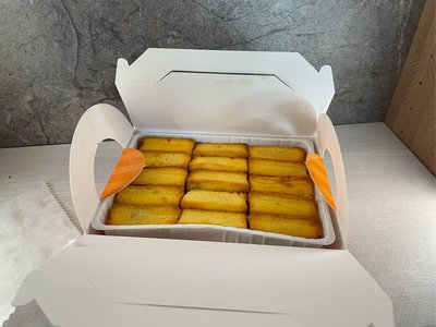小潘鳳凰酥 有蛋黃 裸裝一盒30入 一盒 670元(超取最多一次6盒)