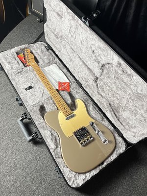 Fender Limited Edition Professional II Telecaster 限量烤楓木/古銅金