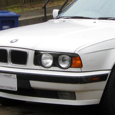 適用寶馬E34燈眉5系988-1996碳纖維汽車前大燈眉睫毛改裝裝飾配件