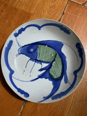 晚清民國魚盤，老盤子，有線，細節看圖。
