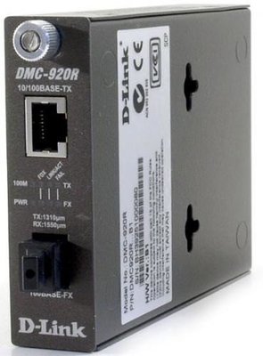 DLink DMC-920R, 10/100BASE-TX to 100BASE-FX Singlemode Fiber
