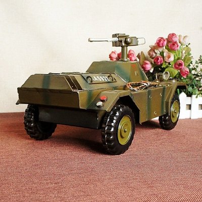 現貨擺件軍車模型禮物裝甲車裝甲武裝車模型鐵皮工藝擺件部隊禮物SMT259