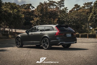 2017-2020 Volvo V90 V90cc JDStyle Roof Spoiler FRP 消光黑