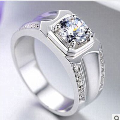 特價時尚帥氣飾品 925純銀鍍鉑金指環 鑲嵌高碳仿真鑽1克拉男士戒指 精工高碳仿真鑽石 FOREVER鑽寶
