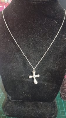 全新品【TIFFANY】單鑽 十字架 925銀 鑽石 項鍊 大 經典款式。