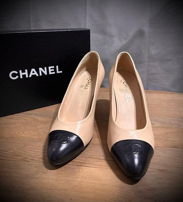 Chanel 正品 經典款雙色高跟鞋 38C