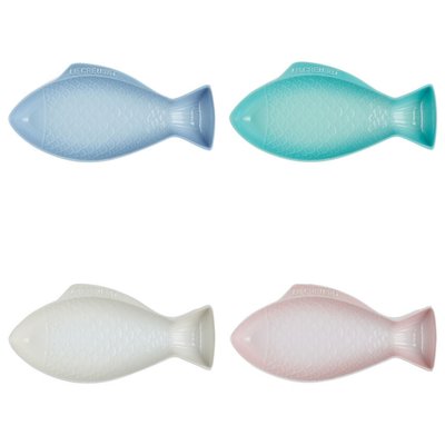 Le Creuset 瓷器鮮魚盤(大) 海岸藍/蛋白霜/貝殼粉/薄荷綠  特價1280元