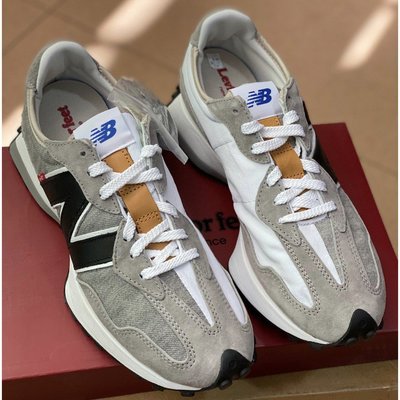 【正品】全新 聯名 Levi's x New Balance 327 淺灰色 休閒 運動 跑步 MS327LVB潮鞋