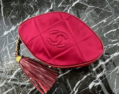 美品Chanel vintage紅色緞面大logo流蘇手拿包晚宴包